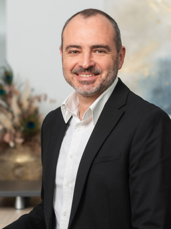 Jürgen Brosch in der Steuerkanzlei Metzger